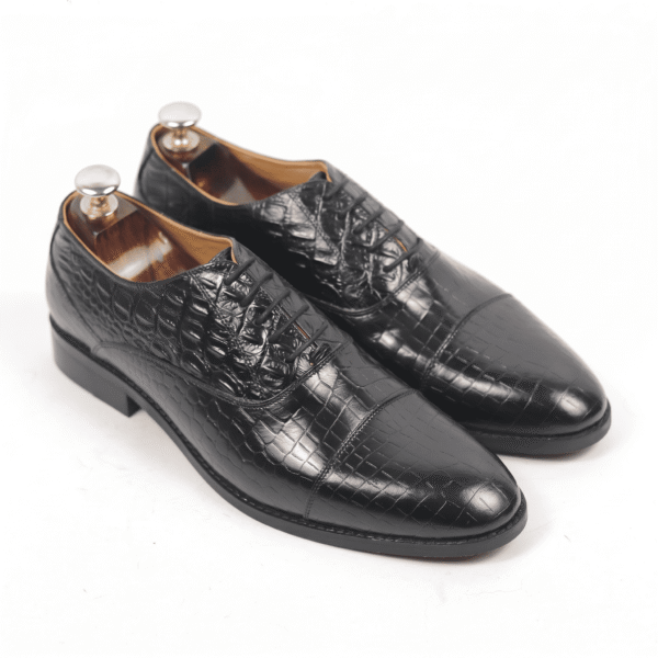 Black Croc-Textured Oxford Shoes